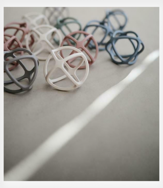 Mushie Μασητικό Μπάλα Dried Thyme Tiny Toes