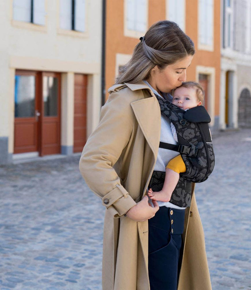 Ergobaby Βρεφικός Μάρσιπος Adapt SoftFlex Mesh Onyx Blooms - Image 3